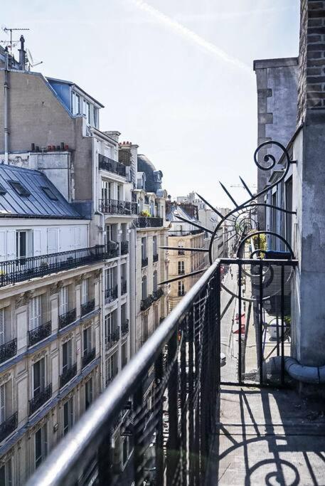 Apartment Champs Elysee - *