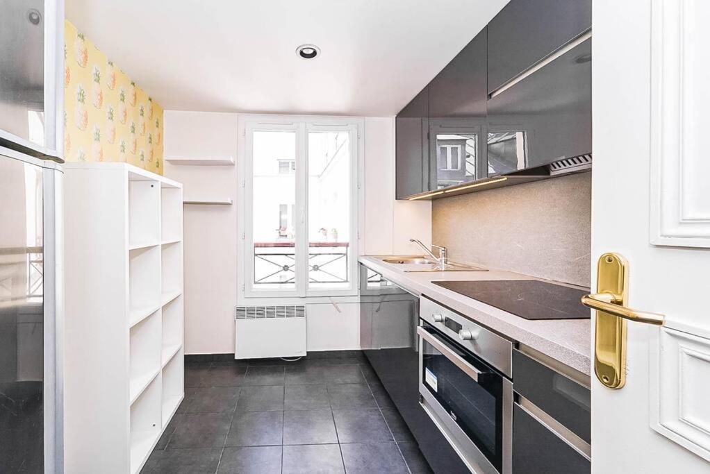 Apartment Champs Elysee - *